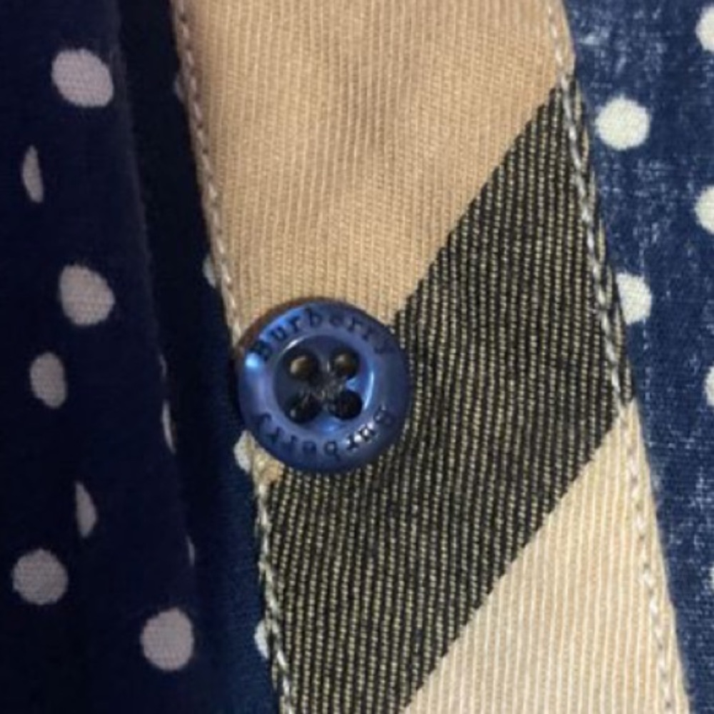 Burberry - Picture 3 of 6